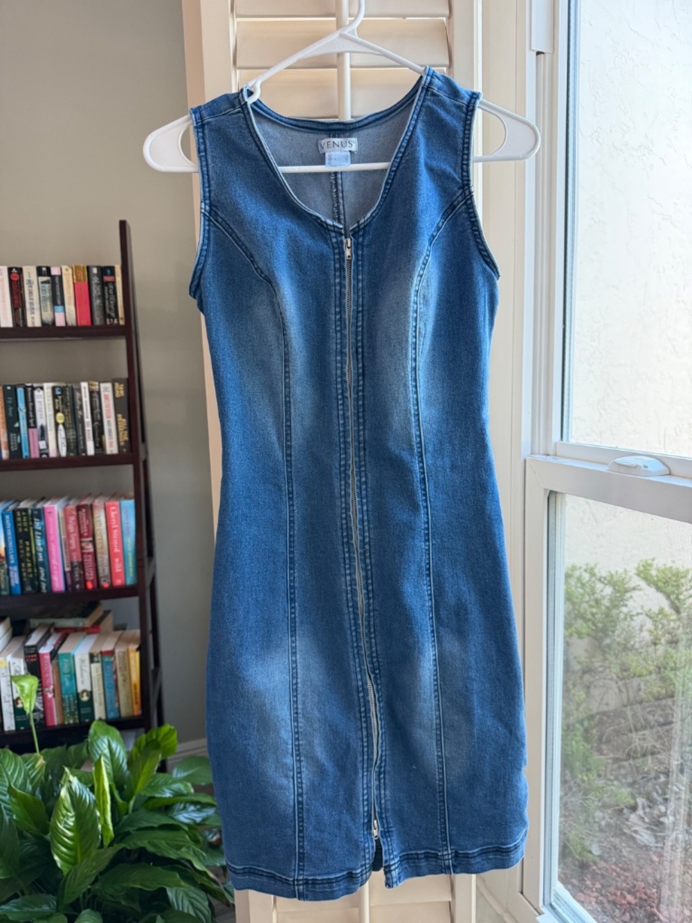 Venus adorable denim dress size 2